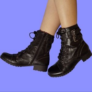 Y2k 2000s Vintage Guess Black Combat Boots